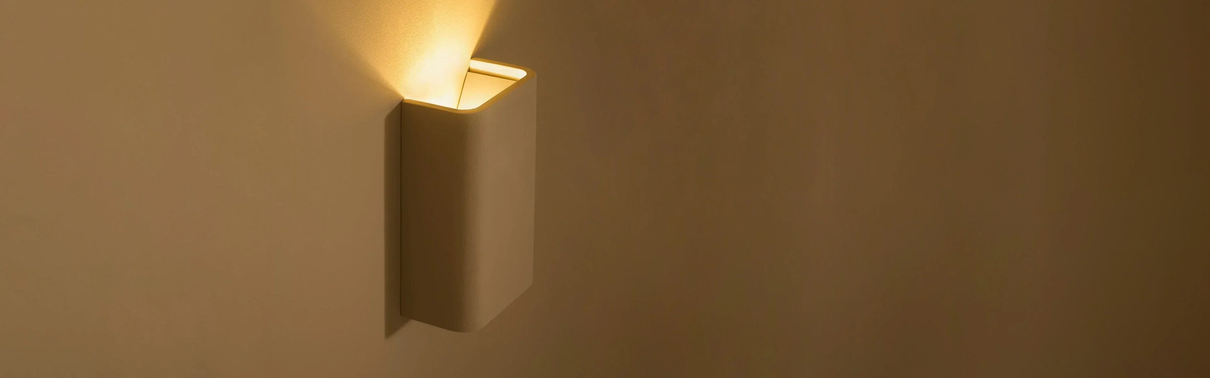 Paintable wall lights