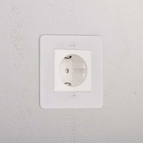 Schuko Socket _ Paintable White